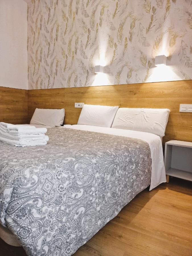 Hostal Comercial Madrid Eksteriør bilde