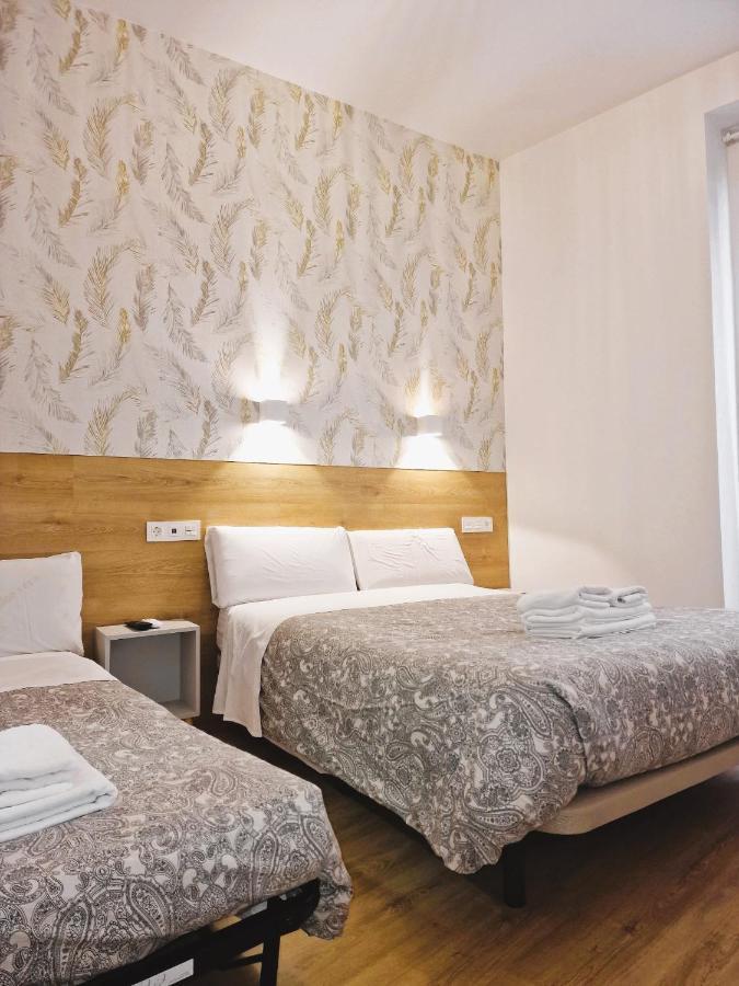 Hostal Comercial Madrid Eksteriør bilde