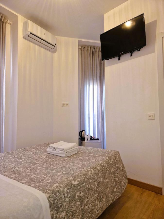 Hostal Comercial Madrid Eksteriør bilde